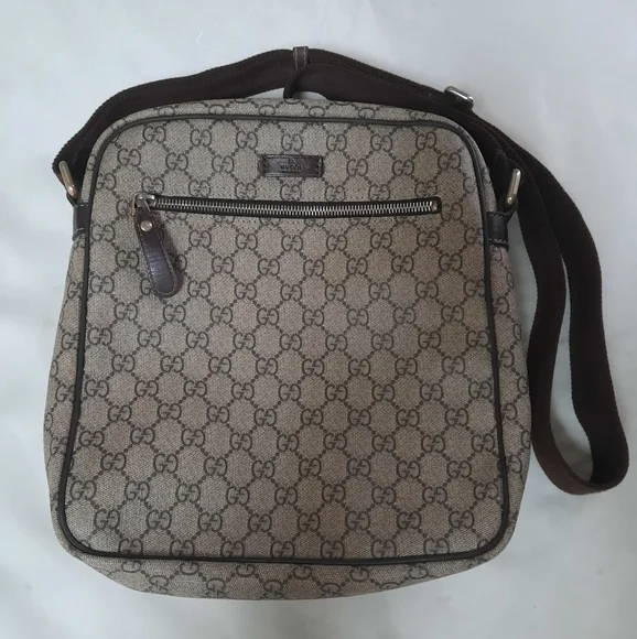 Authentic Gucci GG Supreme monogram canvas message Crossbody bag - Picture 3 of 16